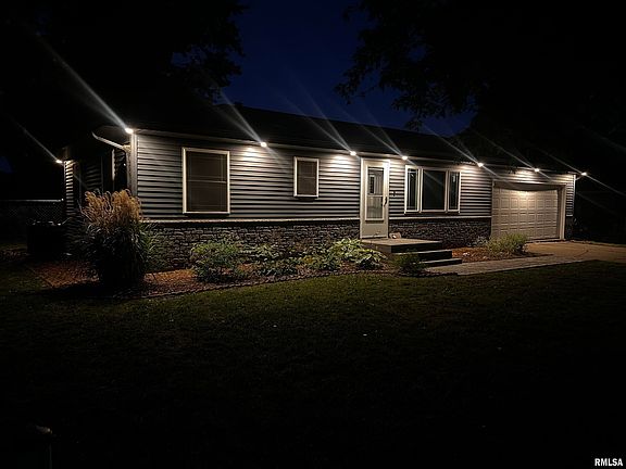 2nd image of 13386 Cedar St