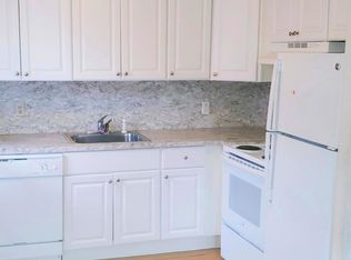 1064 Main St, Malden, MA 02148