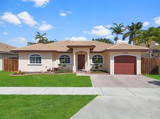 14325 SW 164th Ter, Miami, FL 33177