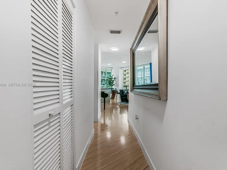 79 SW 12th St #2107 — Photo 5