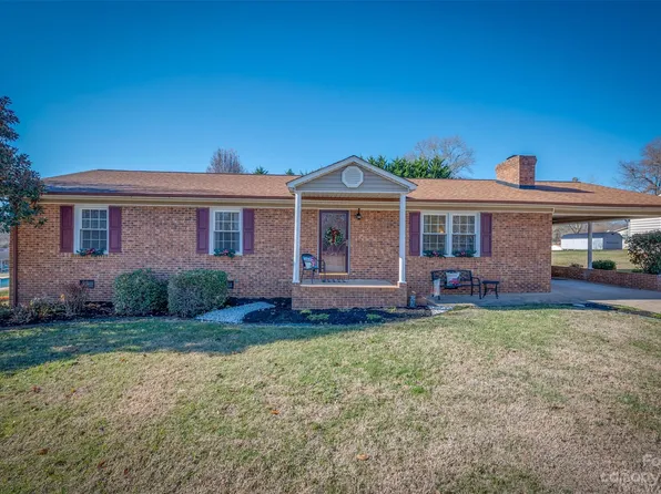 190 Dixie Trail Dr, Forest City, NC 28043