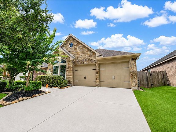 2nd image of 27407 Gatlin Ln