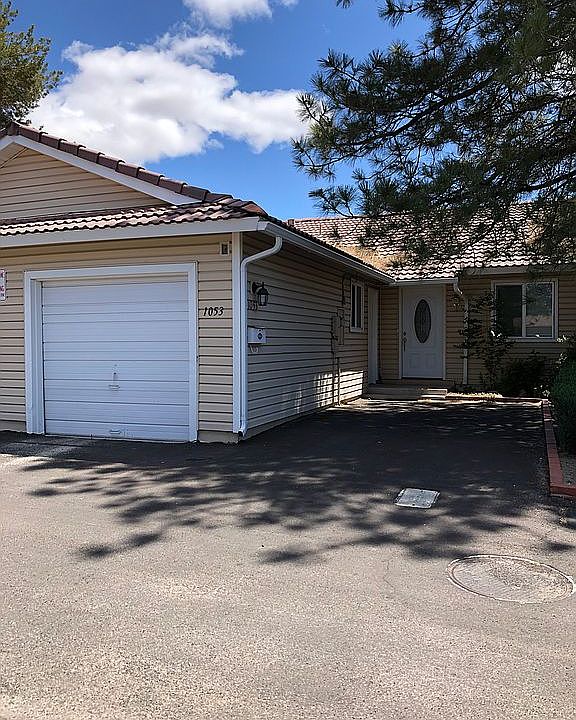 1st image of 1053 Bradley Sq