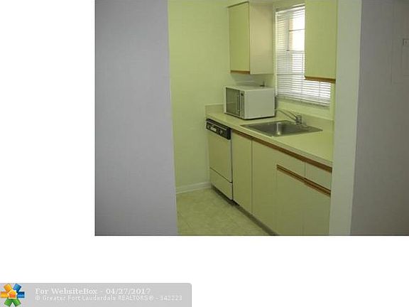 3rd image of 751 Cypress Ln #E7