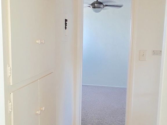 5th image of 14134 Burbank Blvd APT 16