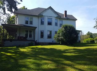 85 Phillips Rd, Oak Hill, WV 25901