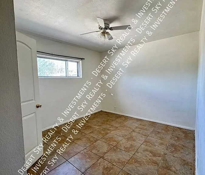 2030 Chilton Dr — Photo 16