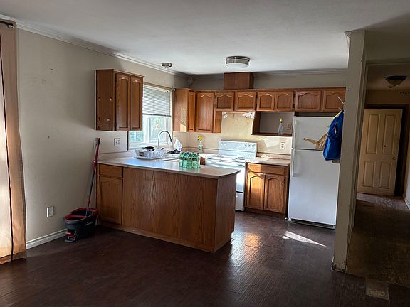 3rd image of 21343 Thacker Mountain Rd