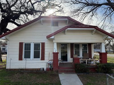 311 Young St, Nocona, TX, 76255