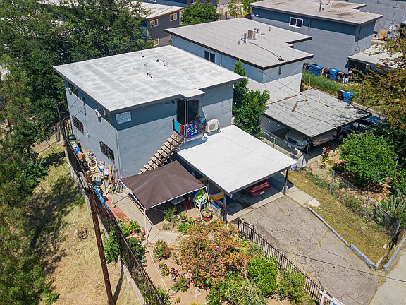 2nd image of 4613 Twining St