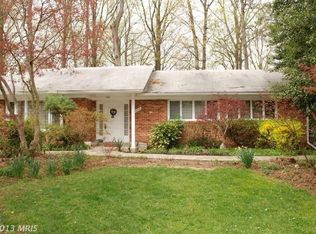 13712 Fairridge Dr, Silver Spring, MD 20904