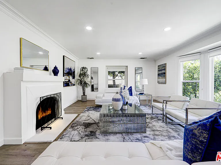 344 S Camden Dr — Photo 3