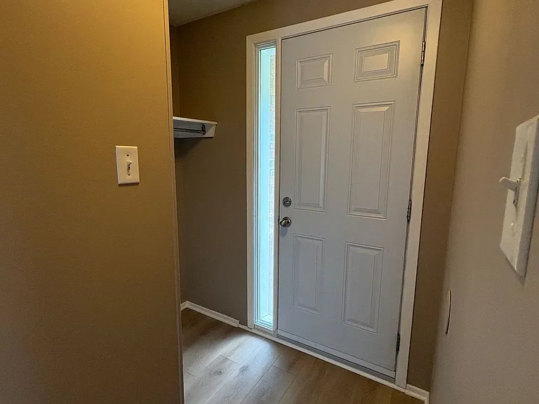 104 Valley Stream Dr #6 — Photo 4