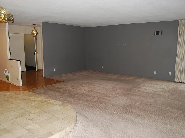 1551 Larimer St #402 — Photo 2