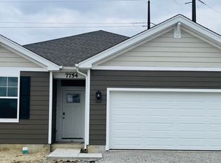 10426 Blaine St, Crown Point, IN 46307