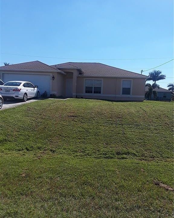1st image of 218 NW 11th Ter