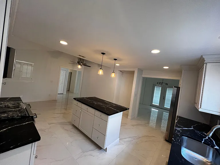 4831 W San Miguel St — Photo 19
