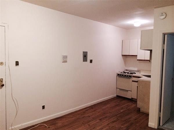 2nd image of 400 E 14th St APT 3A