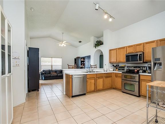 5th image of 11607 Chisbury Dr