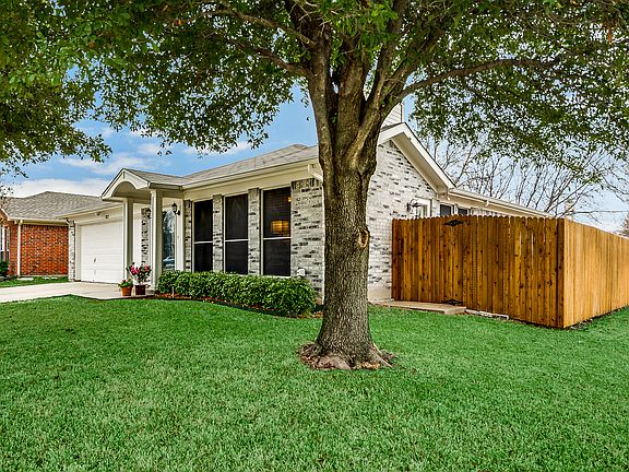 4th image of 8125 E Summer Trail Dr