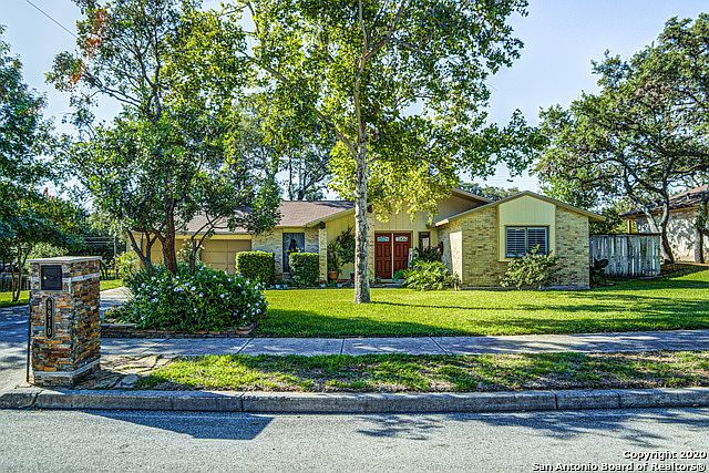 1st image of 8910 Brigadoon St
