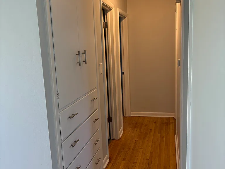 129 E Ohio St — Photo 12