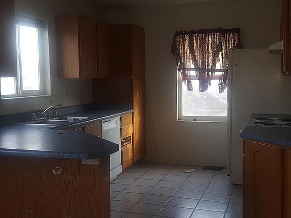 4th image of 1110 S 17th St