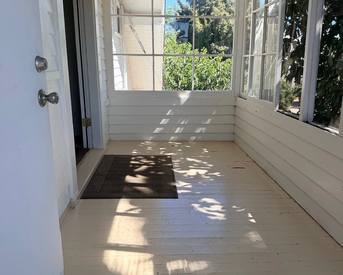 2 bed, 669 sqft, $3,850 — Photo 1