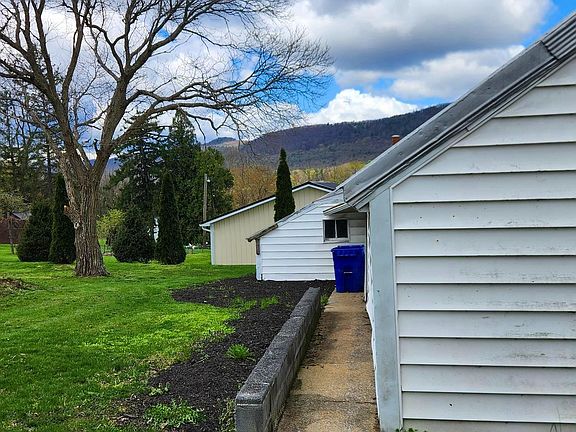 3rd image of 18188 Fannettsburg Rd W #W