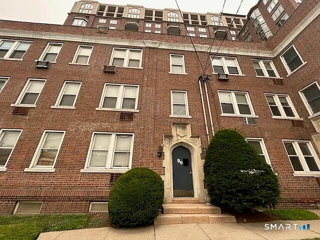 90 Grove St #C5 — Photo 10