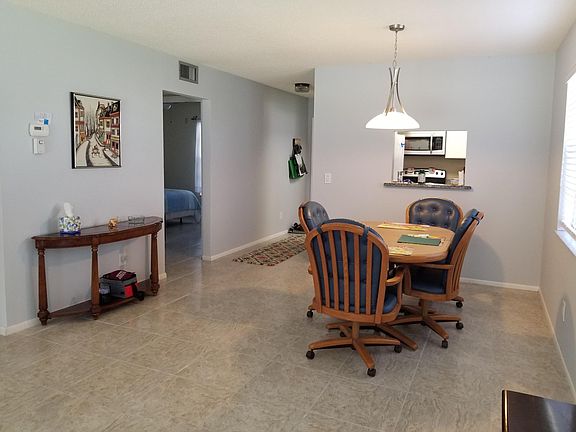 4th image of 17 Lake Vista Trl APT 102