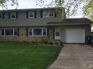 2216 Wyoming Ave, Sun Prairie, WI 53590