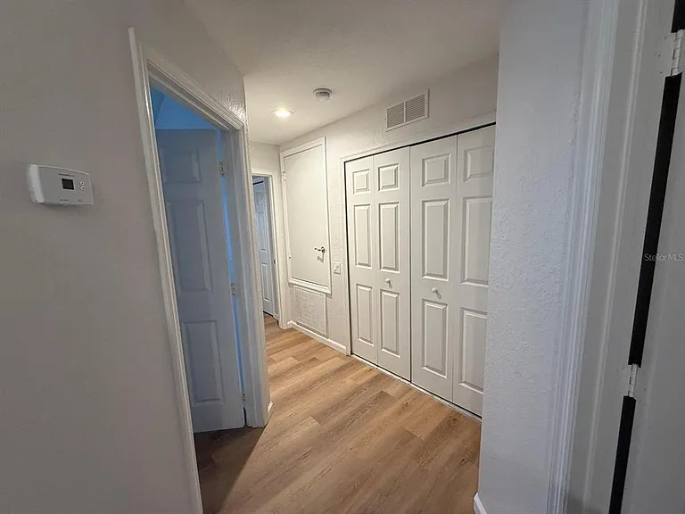 933 Enclair St — Photo 25