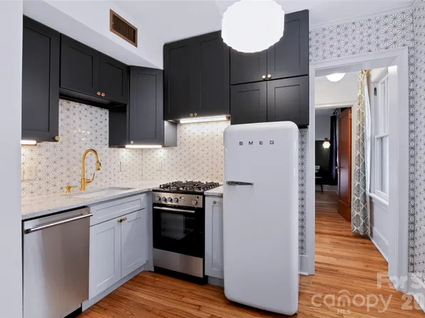 712 Louise Ave APT 203, Charlotte, NC 28204