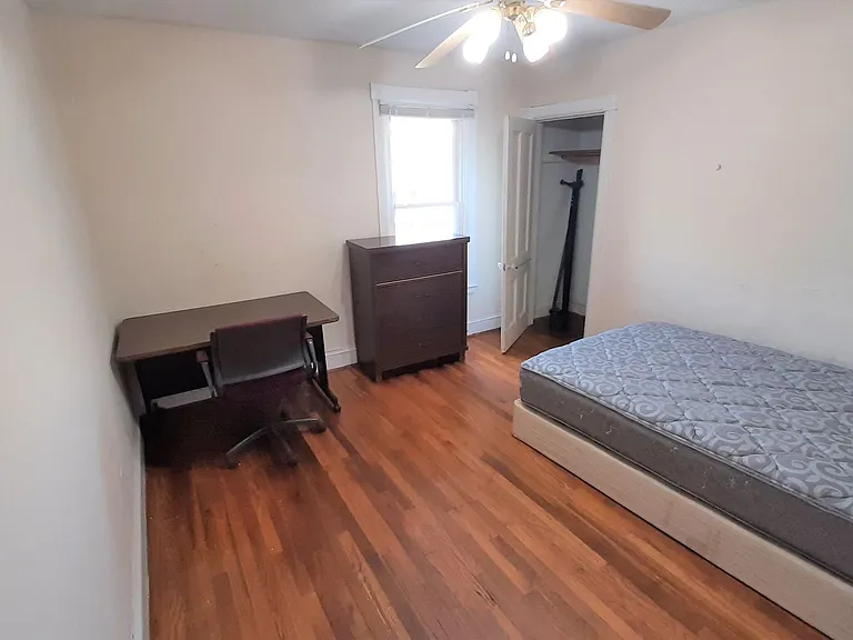 119-121 Prospect Street — Photo 30