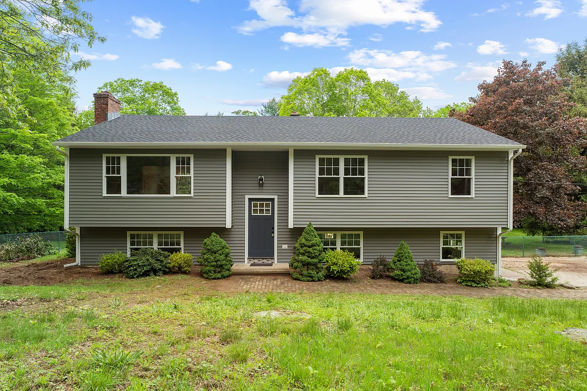 Building Photo - 831 Nut Plains Rd