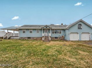 25 Flike Rd, Stillwater, NY 12170