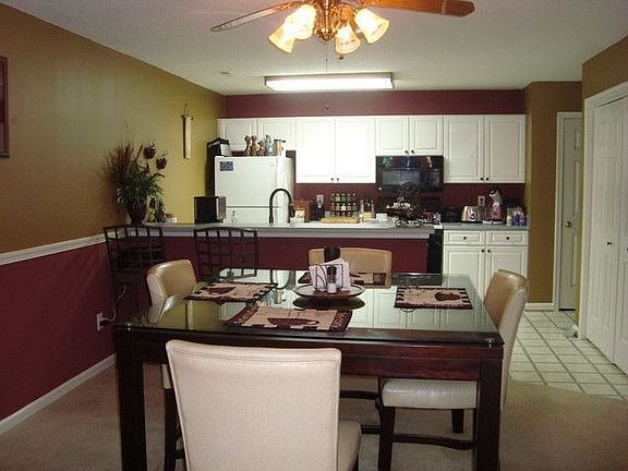 3rd image of 820 Miller Creek Ln