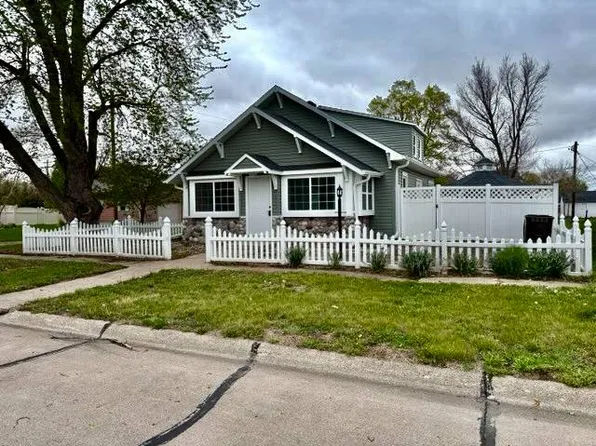 814 W Park St, Albion, NE 68620