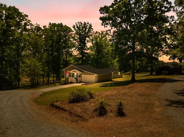 2086 Bethlehem Church Rd, Grantville, GA 30220