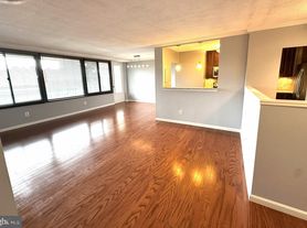 5500 Holmes Run Pkwy