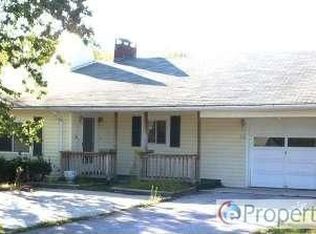 530 N Main St, Geneva, IN 46740