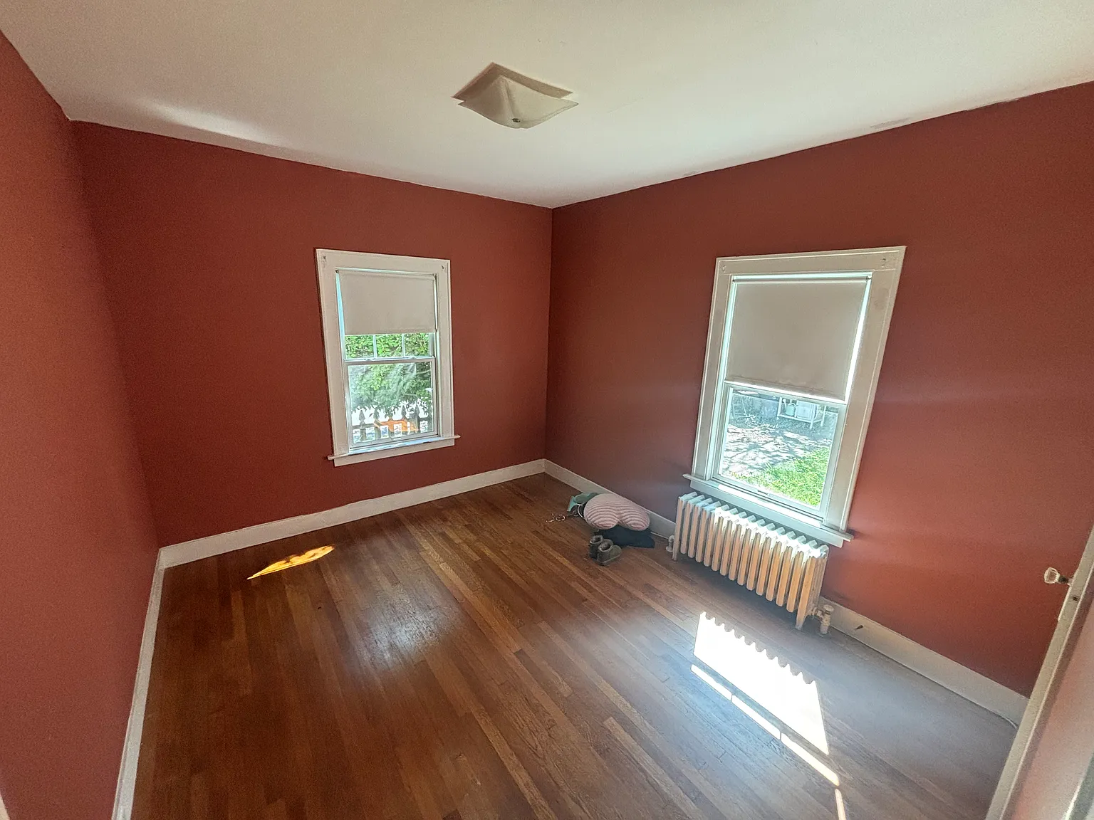 3 bed, 1500 sqft, $2,700 — Photo 3