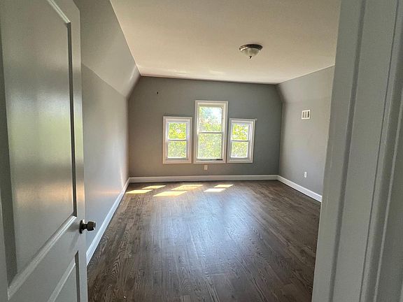 3rd image of 240 4th St Floor 3