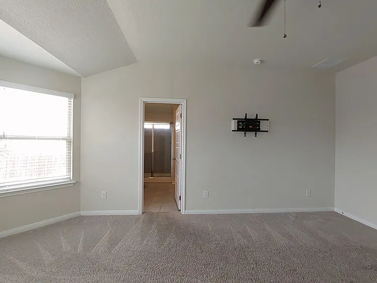 3205 Junction Bay — Photo 13