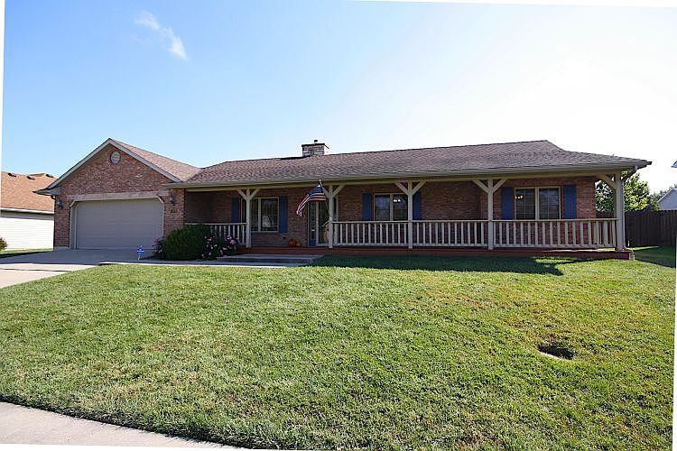 1st image of 4102 Cotton Wood Dr