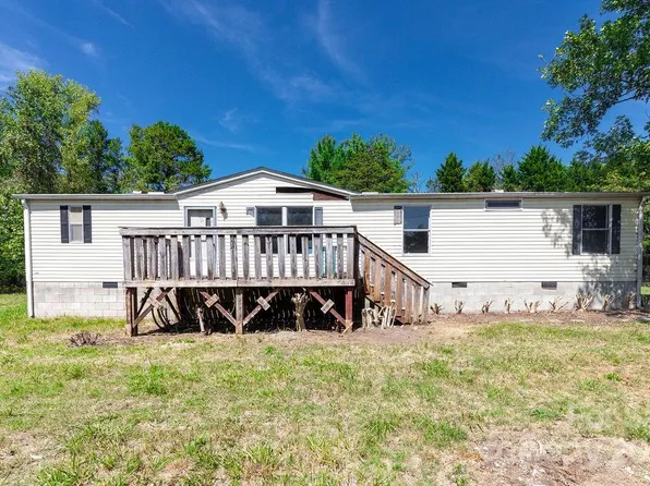 3338 Hilltop Dr, Archdale, NC 27263