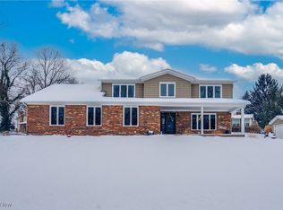 1353 Berkshire Rd, Stow, OH 44224