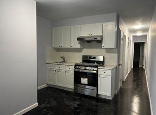 32-30 201st St FLOOR 2, Bayside, NY 11361