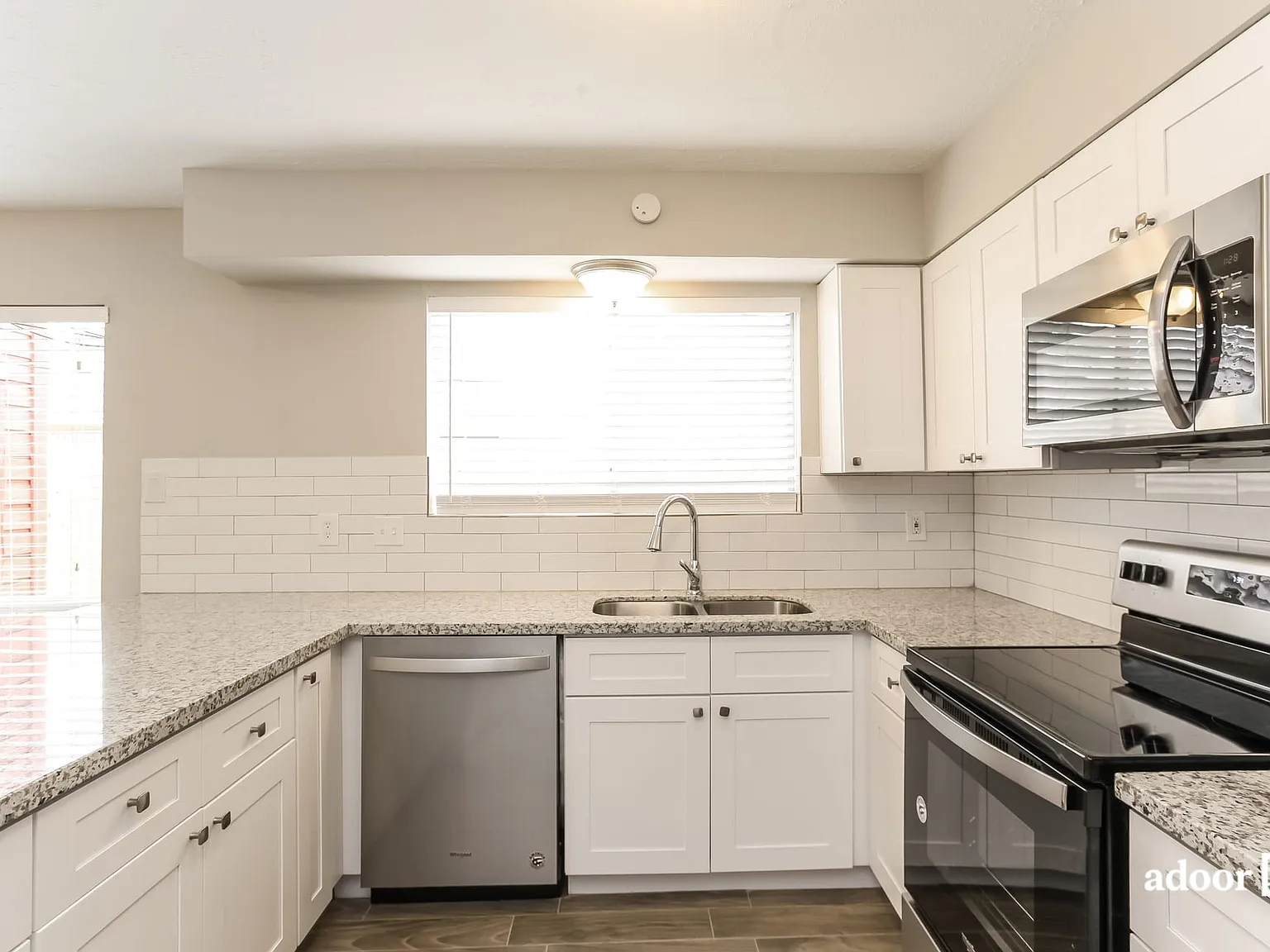5 bed, 3.0 bath, 2778 sqft, $2,545 — Photo 3